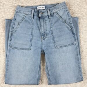 Studio Blue | Women’s High Rise Straight Jeans | Stretch | Light Wash | Size 25